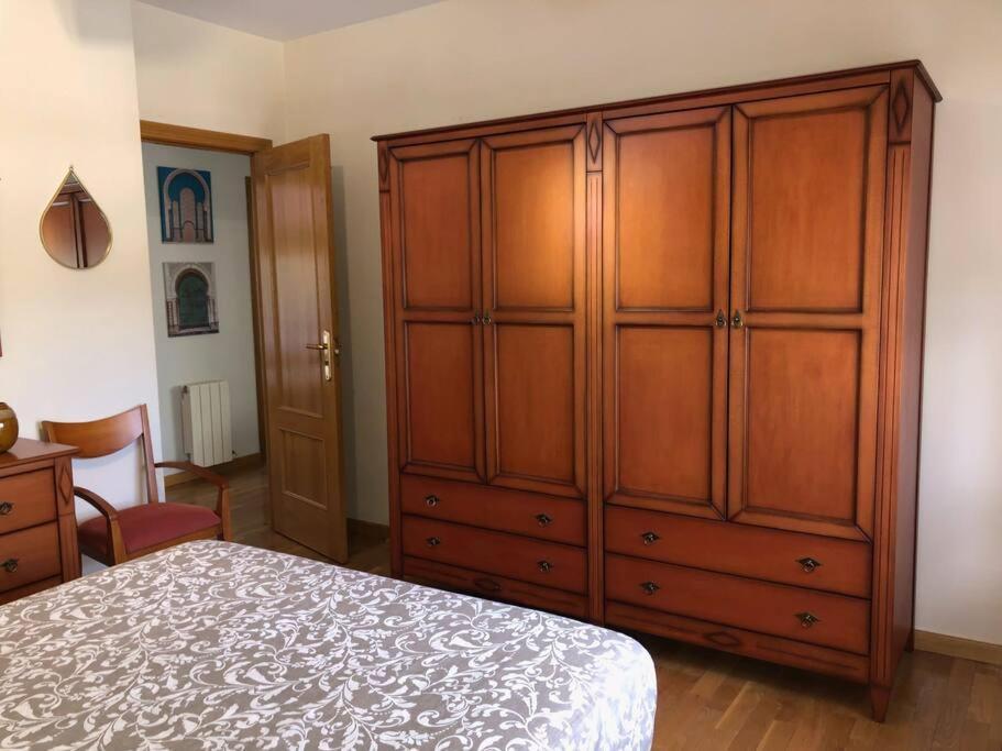 Vut El Parque Piso 3dormitorios 2banos Parking Gratis En El Centro Apartment *