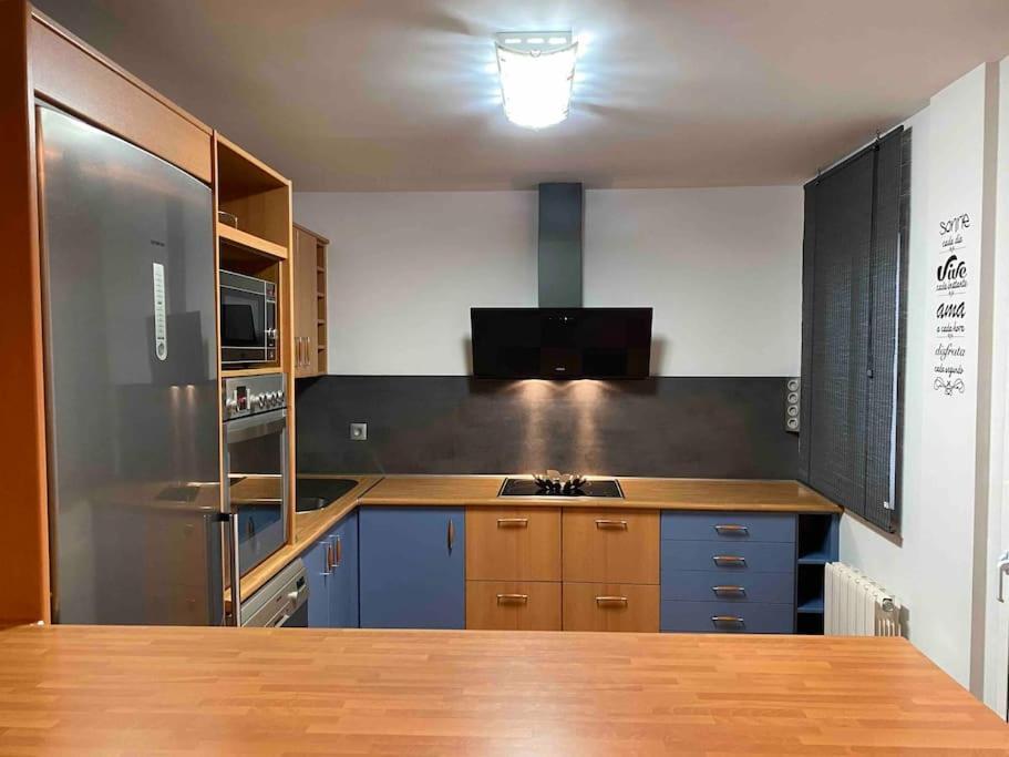 Apartment Vut El Parque -con Piscina En Verano - Aparcamiento En Calle Y Parking Gratis En El Centro Ciudad Real