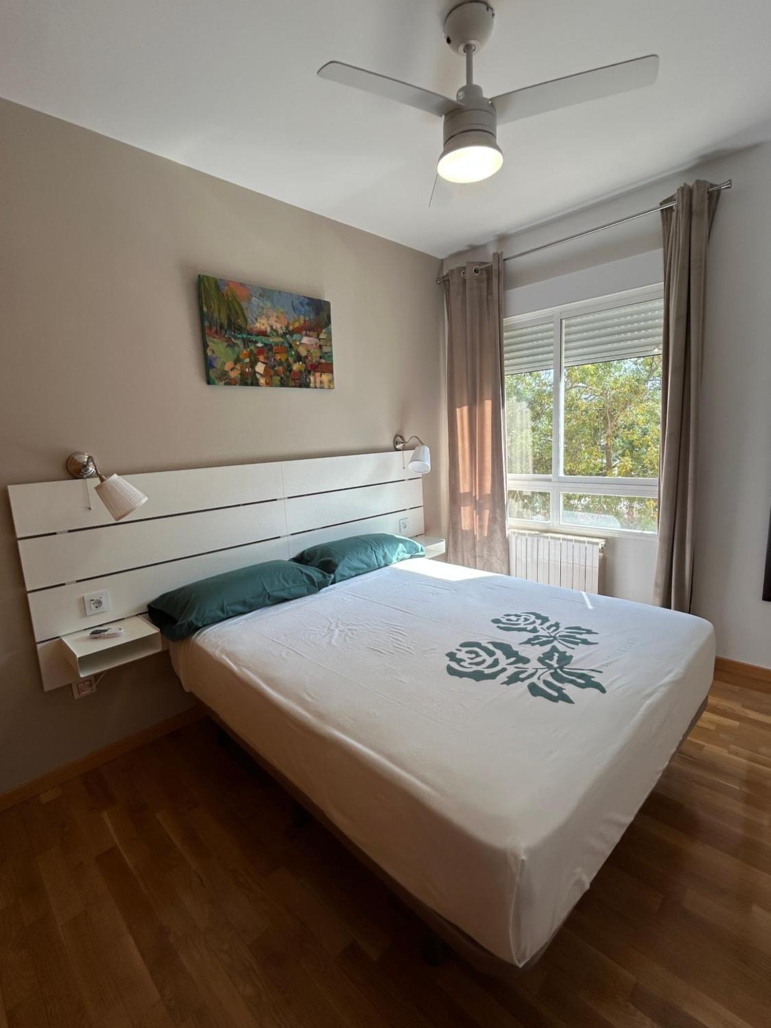 Vut El Parque -con Piscina En Verano - Aparcamiento En Calle Y Parking Gratis En El Centro Apartment